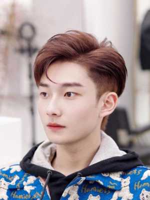 男生染大红好看吗,男生什么颜色的头发好看图片