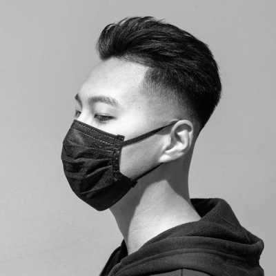 两侧头发怎么留（两侧头发怎么留长）