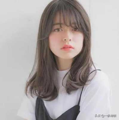 圆脸什么头型好看（圆脸头发分界线怎么分好看）