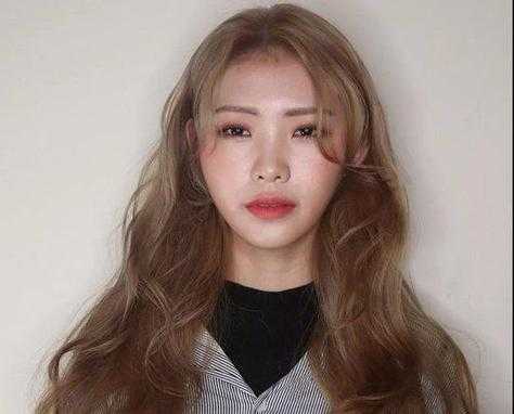 天生自然卷怎么烫头发,自然卷弄什么发型好看