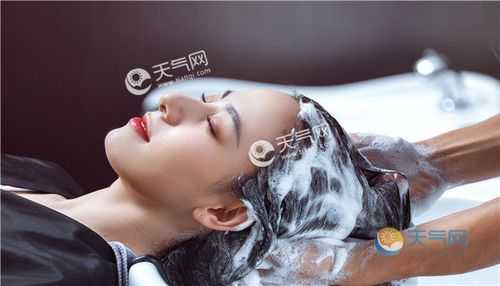 电发怎么打理（电发后可以马上洗头吗）