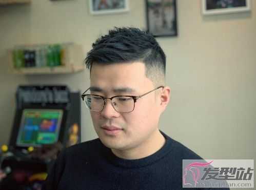 脸大脸圆男适合什么发型,男士脸圆适合什么发型图片