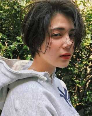 女生为什么突然剪短发（为什么突然想剪发）