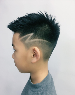 怎么给男孩剪头发（怎么给男孩剪头发教程）
