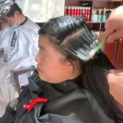 理发店梳直头发的步骤,怎么烫直头发好看