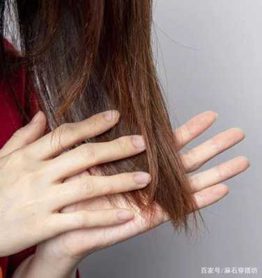 头发干枯抹什么（头发干枯毛躁可以抹护手霜吗）