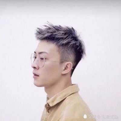 中国男士流行短发发型有哪些,今年流行什么发型男生短发图片