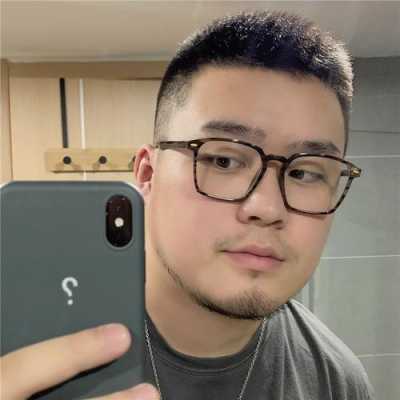 脸胖适合什么眼镜