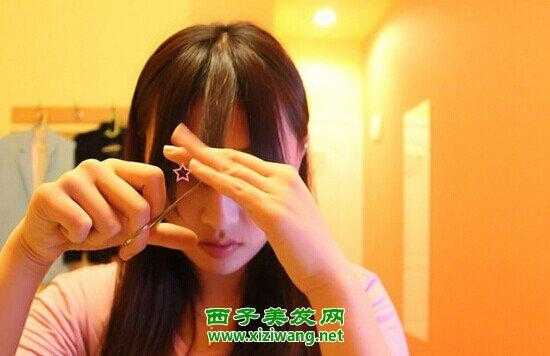 怎么把厚刘海弄薄（怎么修薄刘海）