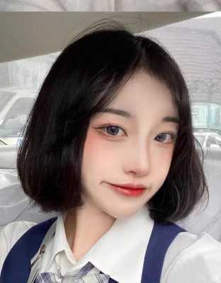 刘海太短怎么中分（刘海太短了怎么弄中分）
