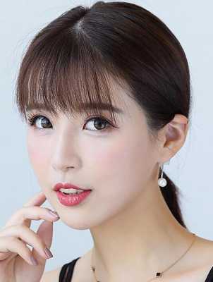 低额头适合什么刘海（发际线四指适合什么刘海）