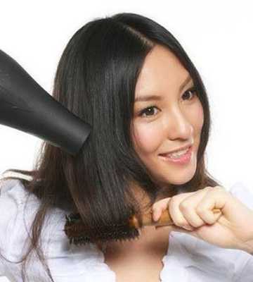 怎么样让头发变卷（如何自己把头发弄卷）