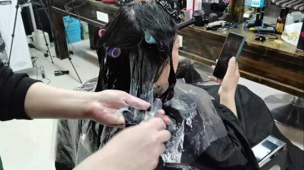 软化过度的头发会怎么样（烫发软化过度的头发会怎么样）