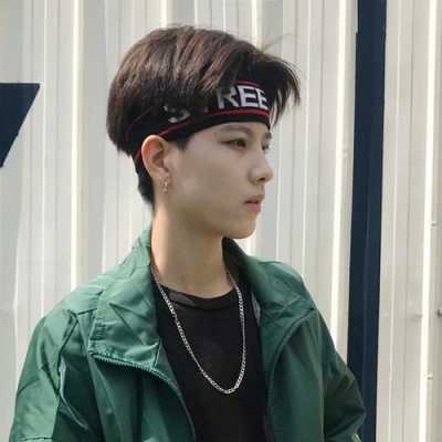 头带适合什么发型（头带适合什么发型男生）