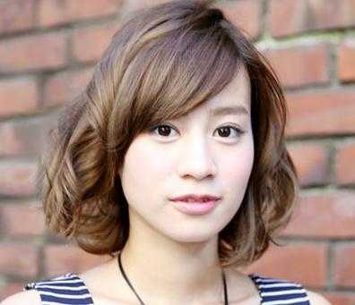 最新女生短发发型,今年流行什么发型短发女图片