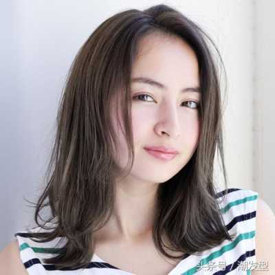 圆脸长发怎么分发际线,圆脸中长发适合什么发型女
