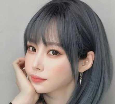 幼师染发颜色推荐,皮肤白的女生适合染什么颜色的头发
