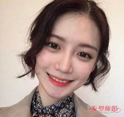 什么样发型显脸小（扎起来显脸小放下显脸大什么原因）