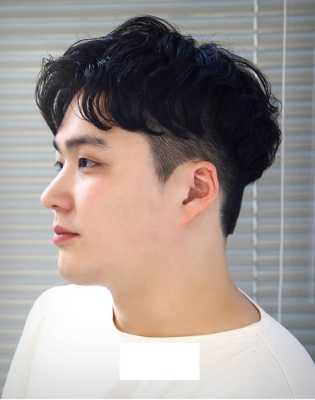 长脸型男生适合什么样的发型（10款胖脸男生适合发型）
