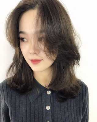 什么发型最火（什么发型最火现在）