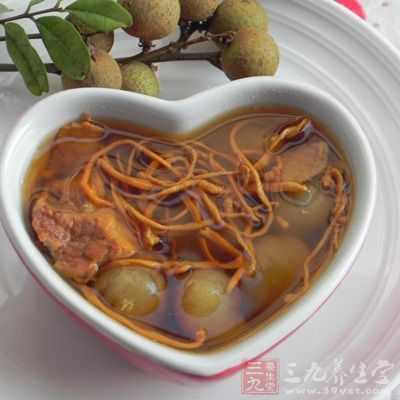 吃什么多头发（吃什么长头发多）
