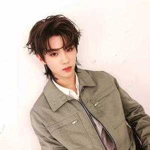 方圆脸适合狼尾鲻鱼头吗,小眼圆脸适合什么发型男