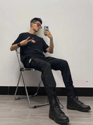 男人黑穿什么颜色好看（男人黑穿什么颜色好看图片）
