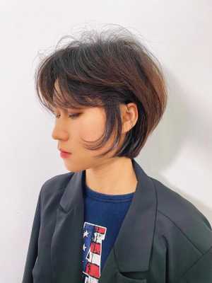 圆脸女生适合什么短发发型（圆脸适合什么短发女）