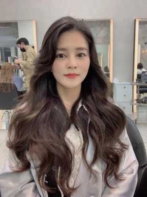 大卷适合什么脸型（大卷适合什么脸型女生）
