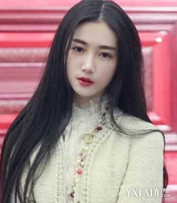 女生什么脸型适合中分（女生什么脸型适合中分的发型）