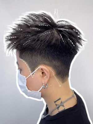 男生用什么定发型（男士发型前刺分哪几种）