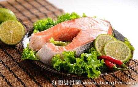 吃什么可以头发浓密（吃什么可以使头发变浓密）