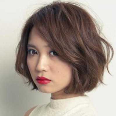 圆脸头发多适合什么发型（圆脸头发多适合什么发型女）