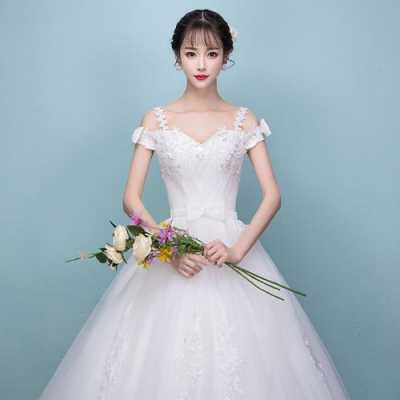方圆脸适合的婚纱造型,v领婚纱适合什么发型