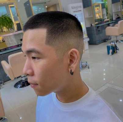 男士怎么做发型（男人头发硬怎么定型）
