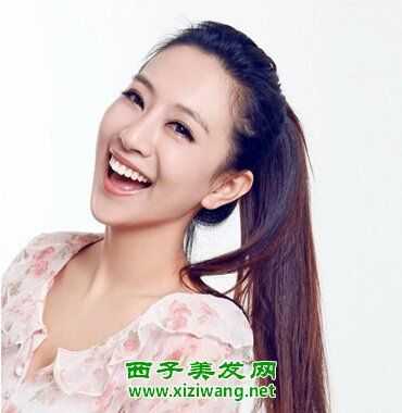 直发无刘海怎么扎好看（直发无刘海怎么扎好看图片）