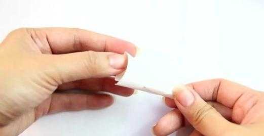 怎样自制指甲油,自己怎么做指甲油简单的视频