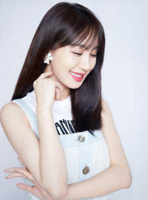 李菲儿发型叫什么（李菲儿发型叫什么）