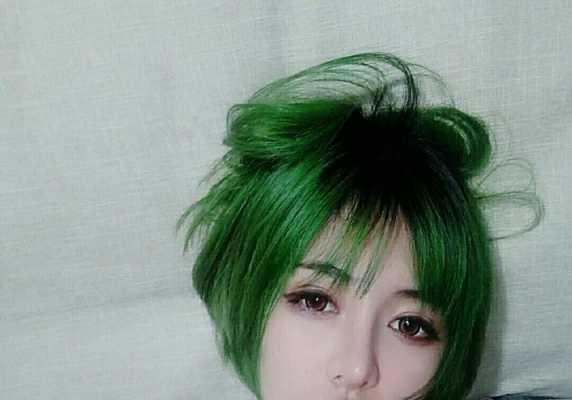 绿色头发显白还是黑,女生头发什么颜色显白高级