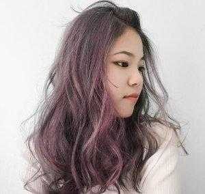 圆脸适合染什么颜色的头发（45女圆脸适合染什么颜色头发）