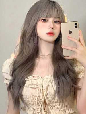 女生染什么发色显白（女生染什么发色显白显气质）