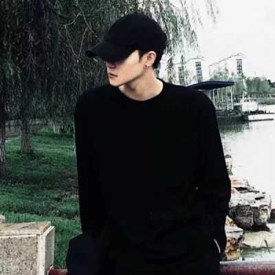 男生怎么戴帽子（男生怎么戴帽子好看）