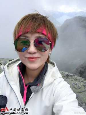 爬山适合什么发型（爬山适合什么发型女）