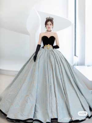 穿礼服适合什么发型（穿礼服适合什么发型图片）