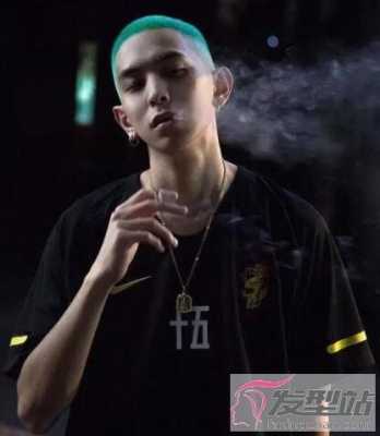寸头怎么染（寸头在家如何染白）