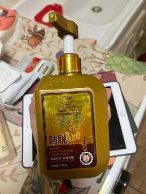 头发油脱发用什么洗发（头发容易油掉发用什么洗发水）