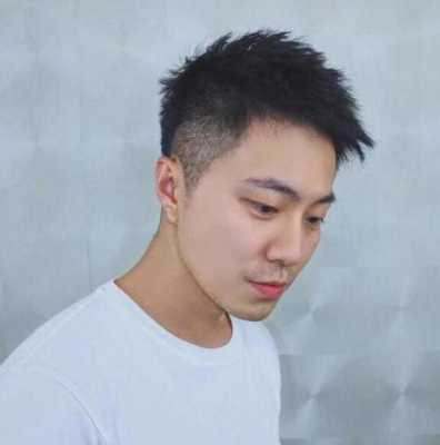 男头发硬适合什么发型（男士发根硬怎么办）
