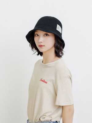短发戴什么样帽子好看,短发女生带什么帽子好看夏季
