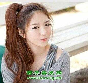 烫什么头发扎马尾好看（烫什么头发扎马尾好看图片）