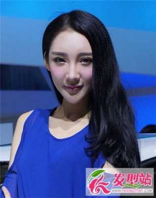 怎么用瓜子摆出人脸,瓜子脸型适合什么发型女